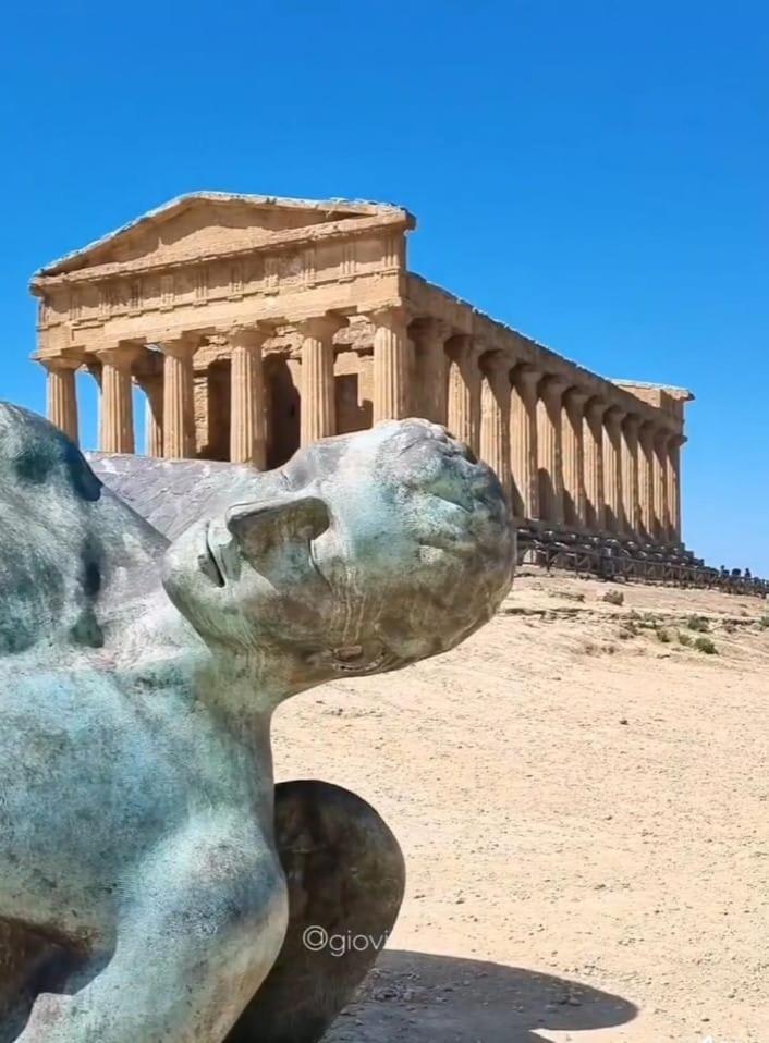 Casa Vacanze Paola بورتو إمبيدوكْلي المظهر الخارجي الصورة